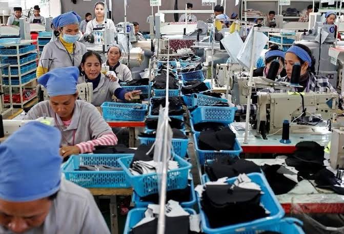 Serapan Tenaga Kerja Naik 522 Ribu, BPS: Tingkat Pengangguran Berkurang