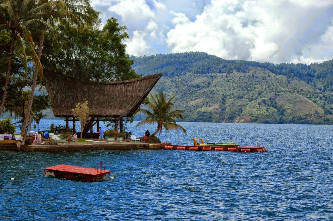 Destinasi Workcation Terbaik di Tepi Danau Toba, Marianna Resort & Convention Tuktuk Samosir 