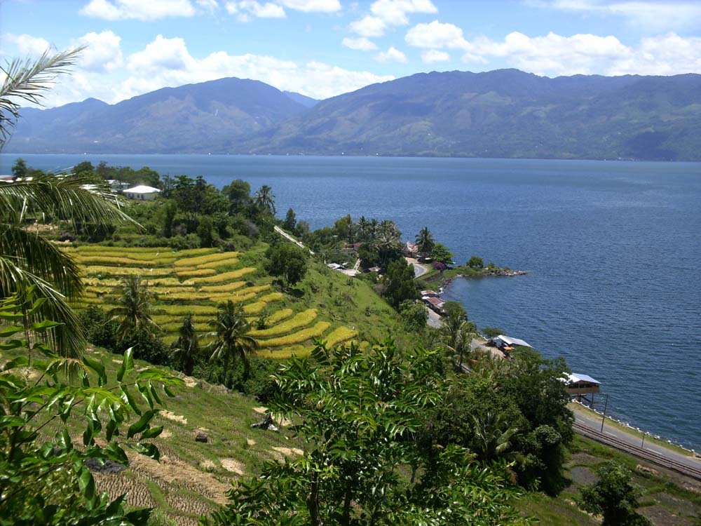 Cerita Rakyat Asal Mula Danau Maninjau Sumatera Barat