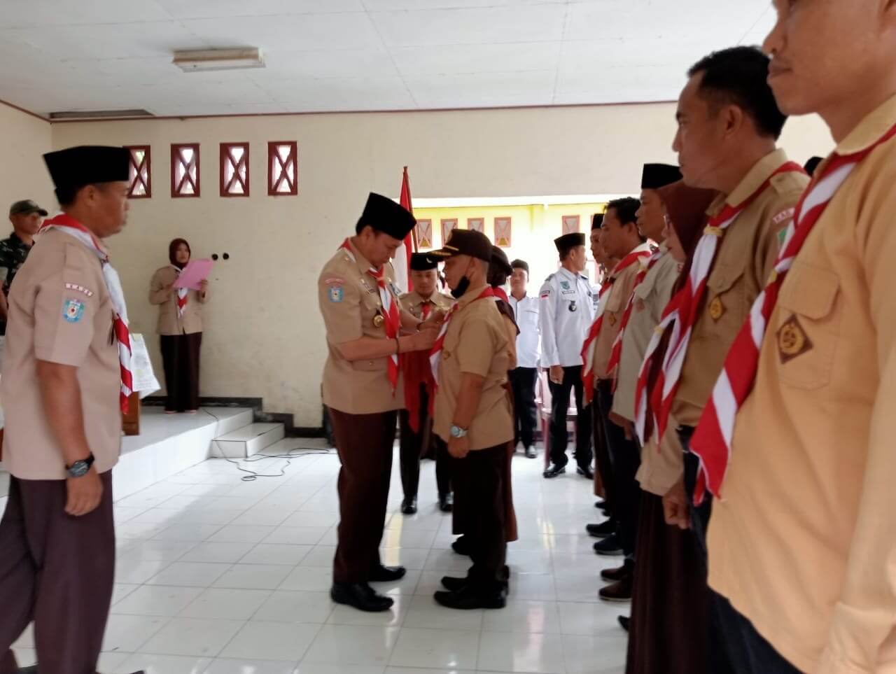 Persami Tingkat SD/SMP Di Padang Guci Hilir, Kukuhkan Pengurus Kwartir