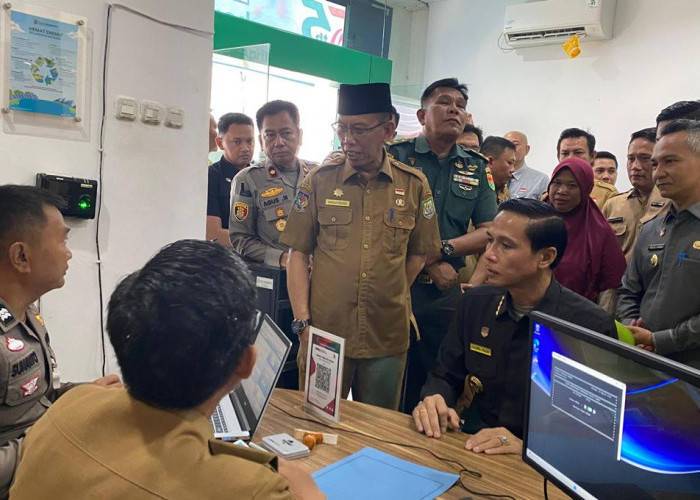 Bupati Kaur dan Asisten III Pemprov Bengkulu Resmikan Samsat Desa di Kecamatan Nasal