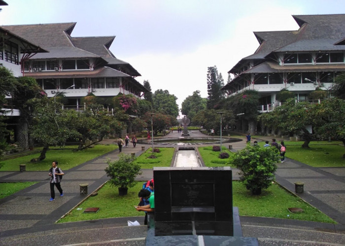 Kabar Gembira! ITB Resmi Buka Program Beasiswa Media ITB 2026 untuk para Jurnalis, Tertarik? 