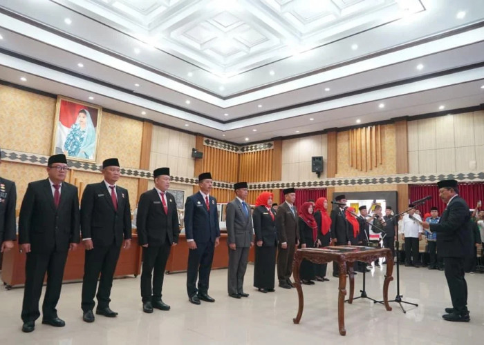 Wagub Mian Lantik 14 Pejabat Eselon II Pemprov Bengkulu, Simak!!