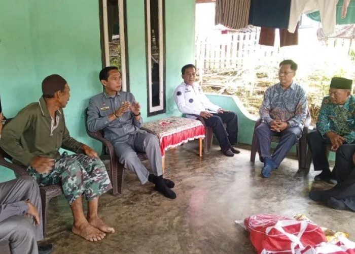 Bupati Kaur Cek Langsung Reaktivasi Progam JKN, Pastikan Pendataan DTSEN Tepat Sasaran