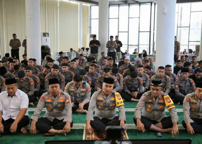 Melalui Binrohtal, Kapolda Bengkulu Dorong Personel Menjalankan Tugas dengan Hati Bersyukur