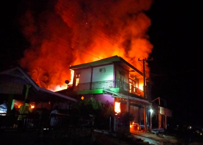 Rumah Warga di Desa Gunung Terang Kinal Ludes Terbakar, Kerugian Diperkirakan Rp400 Juta