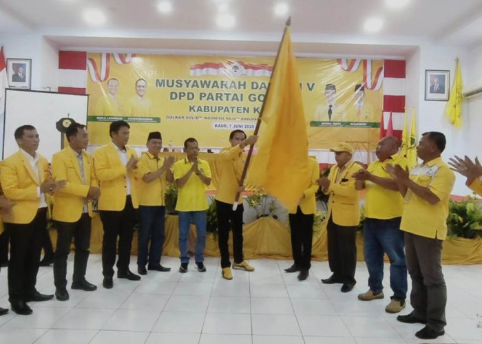 Gusril Pausi Pimpin Golkar Kaur Masa Bakti 2026-2031