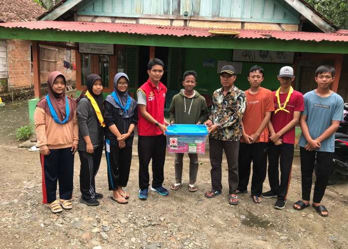 Bantu Biaya Operasi Ibu Rupiah Korban Tabrak Lari, Forum Karang Taruna Sambat dan Remaja PMI Galang Dana