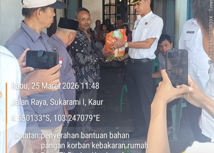 Pemkab Kaur Salurkan Bantuan Darurat kepada Korban Kebakaran