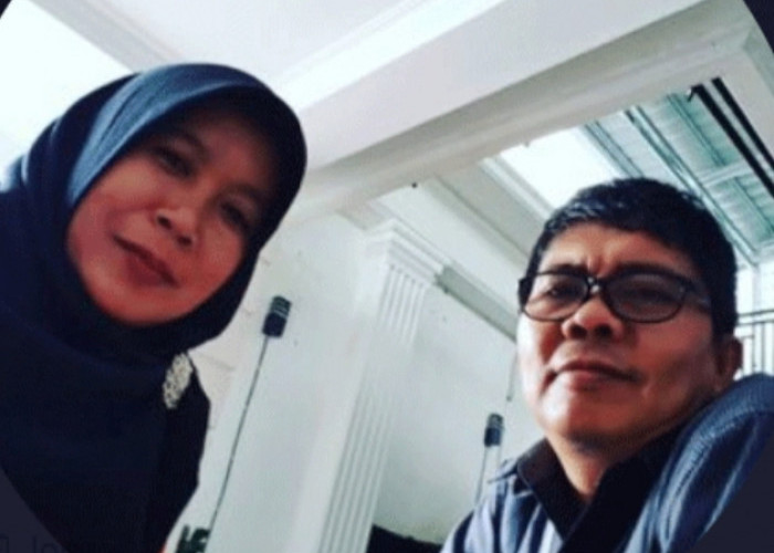  Angkat Disertasi ‘Fungsi Pers” dan ‘Sistem Merit’, H Muslimin Dirut RBMG dan Istri Promosi Gelar Doktor