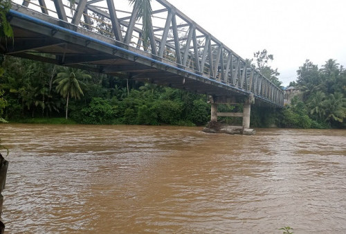 Waspada Luapan Sungai Luas, Warga Antisipasi Banjir Bandang