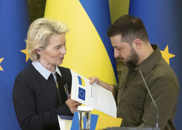 Komisi Eropa mengumumkan bahwa Ukraina memenuhi Persyaratan Memulai Dialog Untuk Gabung dengan UE