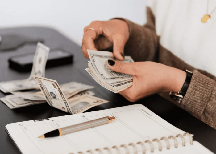 10 Tips Kelola Keuangan Usaha Untuk Pebisnis Pemula, Seminggu Income Setara Gaji UMR!