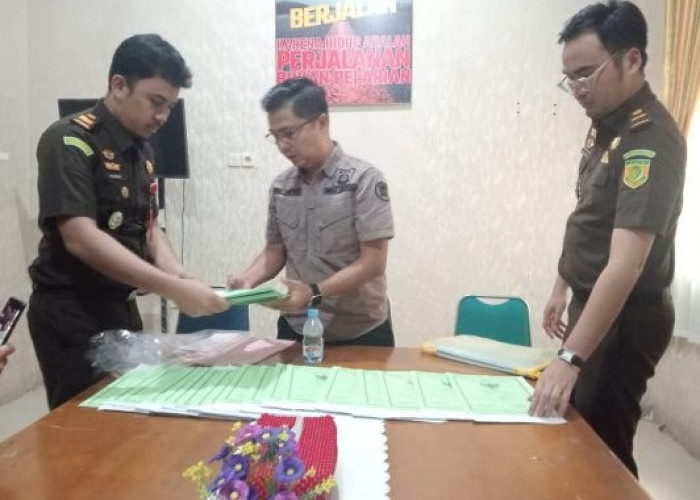 Geledah Rumah Mantan Bupati, Kejari BS Sita Sertifikat Tanah, Dugaan Penyimpangan Pengalihan HPT Seluas 22 H