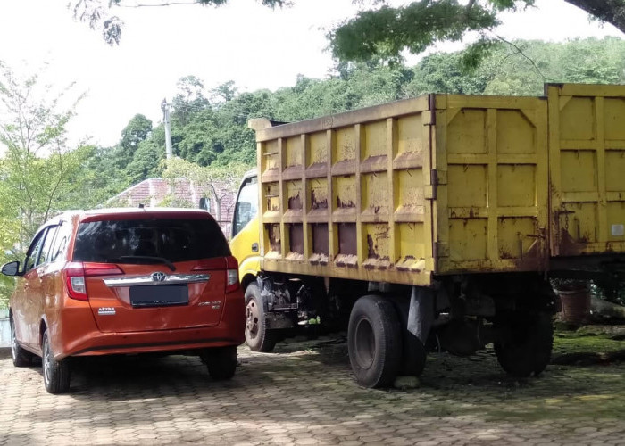 DLH Kaur Pinjam Armada Sampah