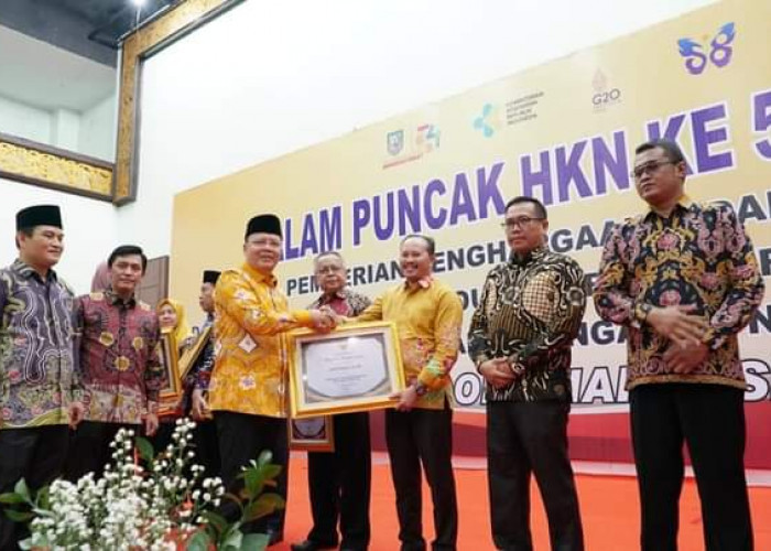 Kaur Terima Manfaat UHC, Gubernur Bengkulu Jamin Pelayanan BPJS  Cepat dan Mudah