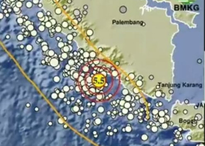 BREAKING NEWS: Gempa M5.5 Guncang Kaur Bengkulu, Waspadai Gempa Susulan!