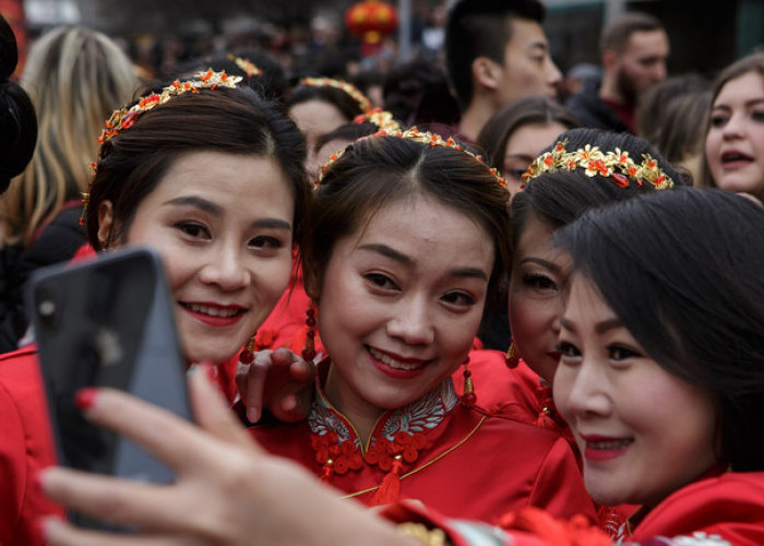 China Larang Pegawai Pemerintahan Pakai iPhone demi Keamanan Siber 