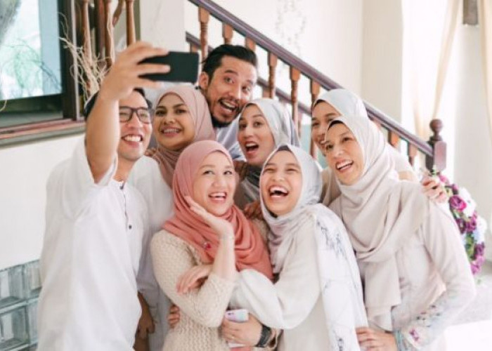 Bukan Sekadar Tradisi, Ini 10 Keutamaan Silaturahmi di Hari Idul Fitri!