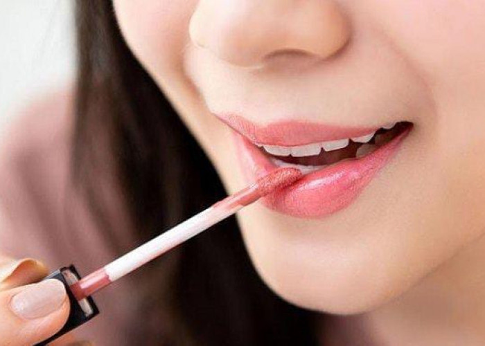 Cara Memilih Warna Lipstik yang Pas Buat Kamu, Cegah Salah Pilih Biar Wajah Makin Cerah!