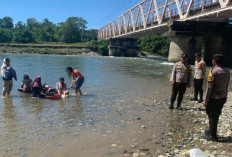 Penebalan Pengamanan Obyek Wisata, Personel Polres Kaur Siaga di Jembatan Padang Guci