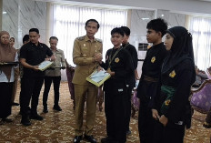 Membanggakan, Bupati Kaur Beri Reward 8 Pesilat Peraih Medali di Ajang Nasional