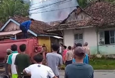 BREAKING NEWS: Satu Unit Rumah di Desa Suka Merindu Terbakar