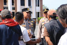 Kapolres Kaur Pimpin Langsung Pengamanan Aksi Damai GMMSB di Pengadilan Negeri Bintuhan